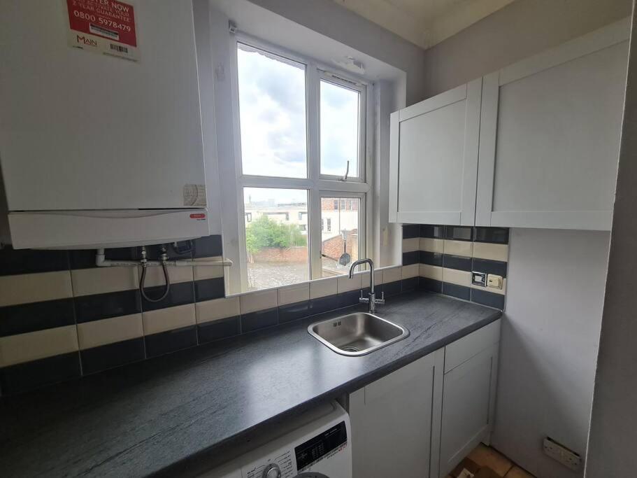 Cute One Bedroom Apartment Londres Exterior foto